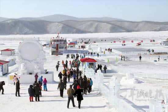 鏡泊湖冰雪游樂區(qū)-宮俊峰攝