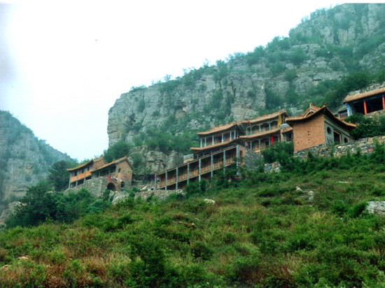 鶴壁朝陽山 登山贏萬元大獎