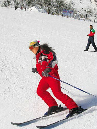 甜蜜初雪情侶游 國(guó)內(nèi)7大名山賞霧凇