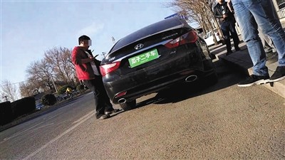 多家二手車平臺(tái)交易“調(diào)表車” 100元就能改里程