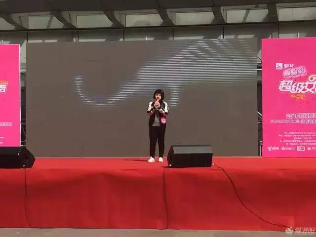 只有13歲的她演繹《沒(méi)那么簡(jiǎn)單》唱出滿(mǎn)滿(mǎn)黃小琥的味道