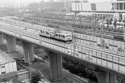 開城鐵建成通車之后，將開行時速200公里的動車組，屆時，鄭州到開封的用時將縮短為19分鐘