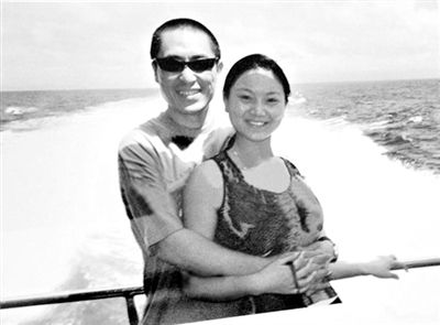 張藝謀與現(xiàn)任妻子陳婷。資料圖片