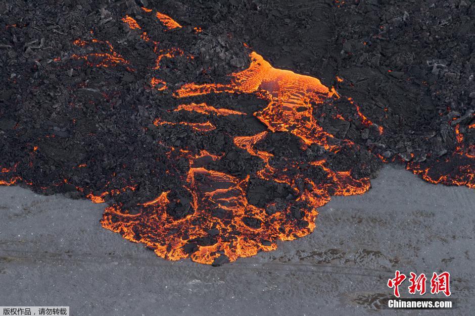 冰島巴達(dá)本加火山爆發(fā)