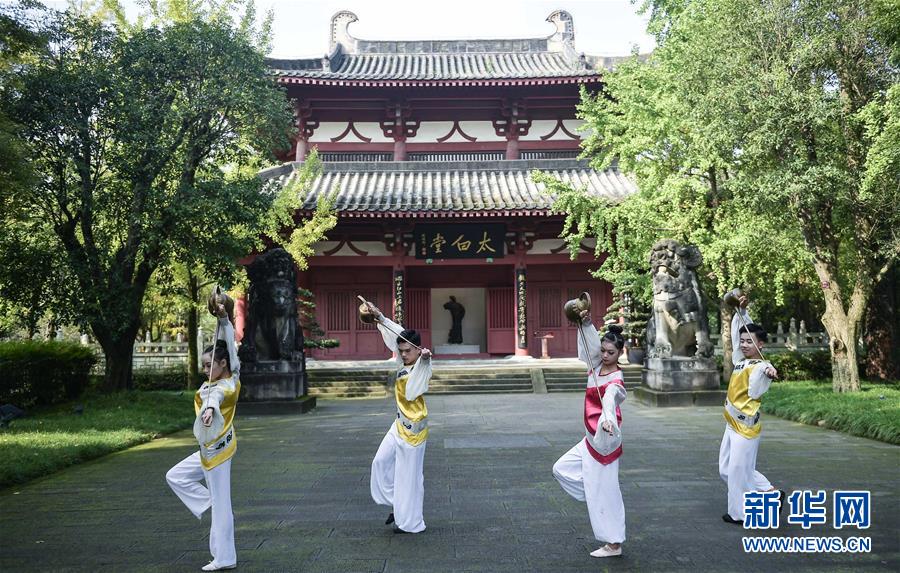 （社會(huì)）（4）西成高鐵連起川陜“后花園”