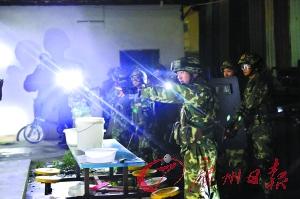 毒販家族開會鉆研業(yè)務 被警方突襲繳毒品1.5噸