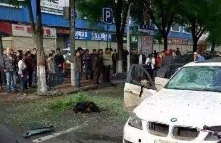 安陽(yáng)街頭爆炸案真相 傷者稱是火藥