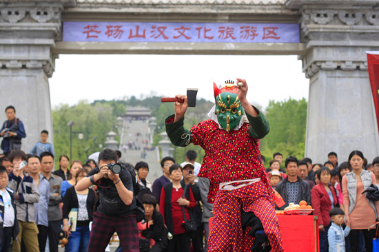 中原古儺活化石——中原儺舞再現(xiàn)芒碭山