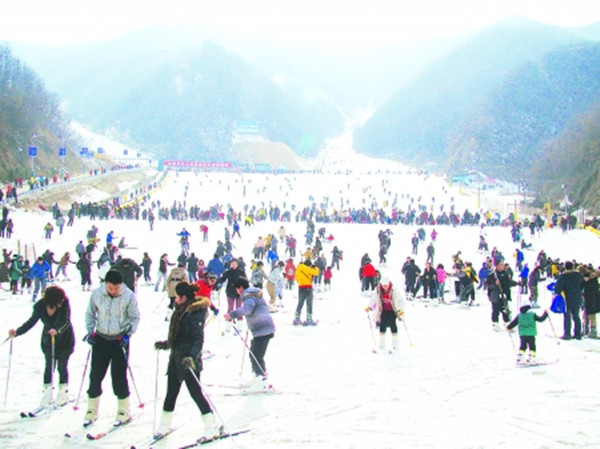 王屋山滑雪場